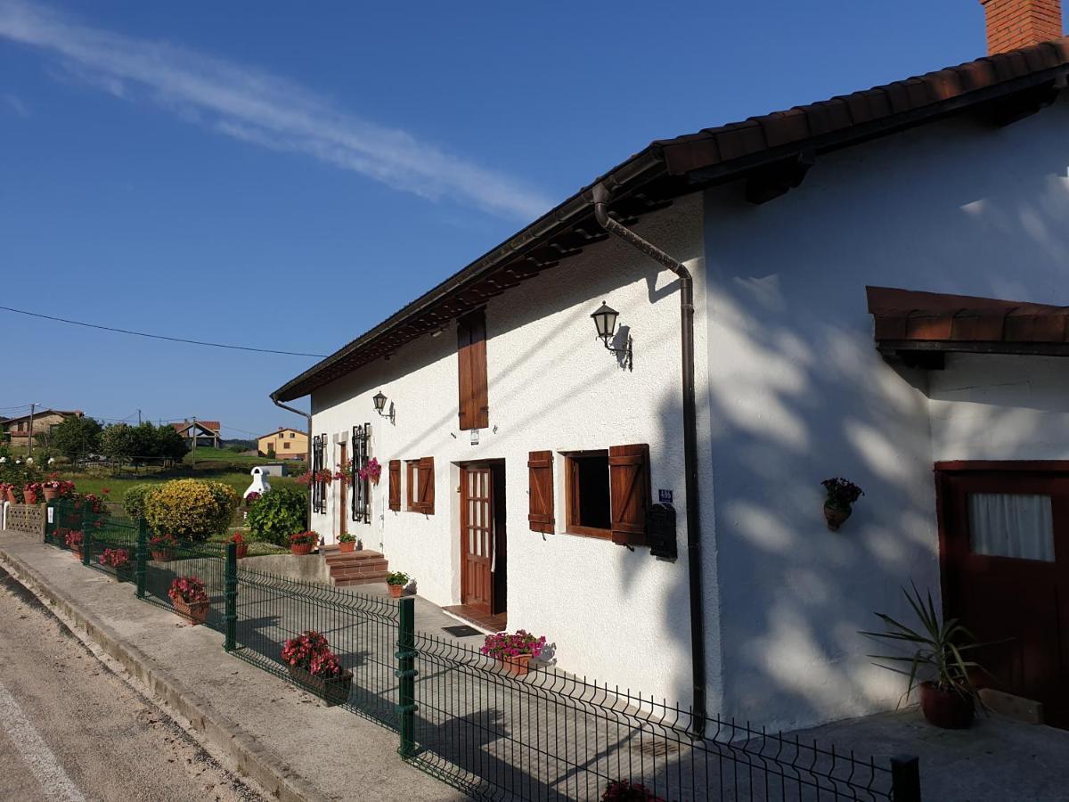 Casa Blanca Gueemes Villa Bareyo Ngoại thất bức ảnh